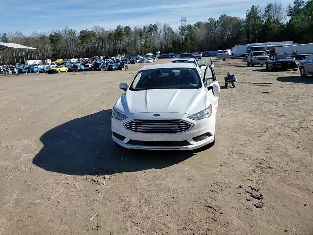 2018 Ford Fusion - Image 10
