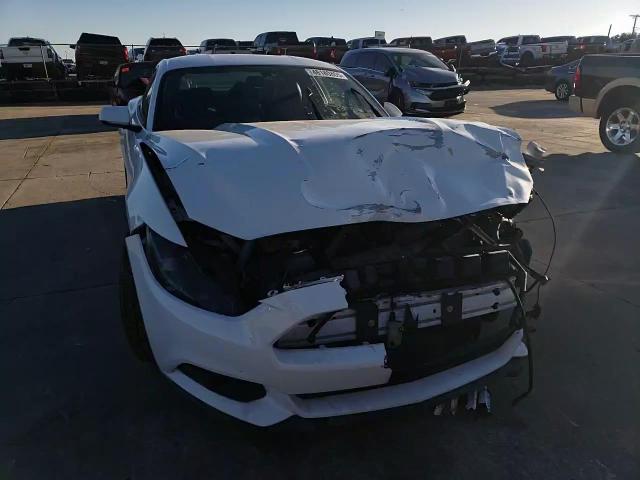 2015 Ford Mustang - Image 11
