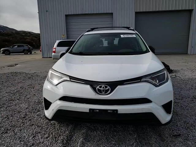 2016 Toyota RAV 4 - Image 11