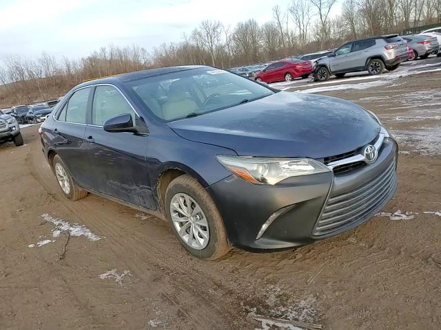 2015 Toyota Camry - Image 10