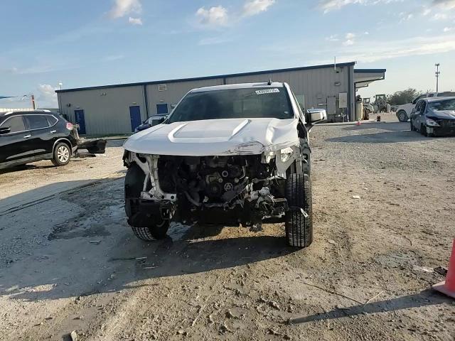 2020 Chevrolet Silverado - Image 14