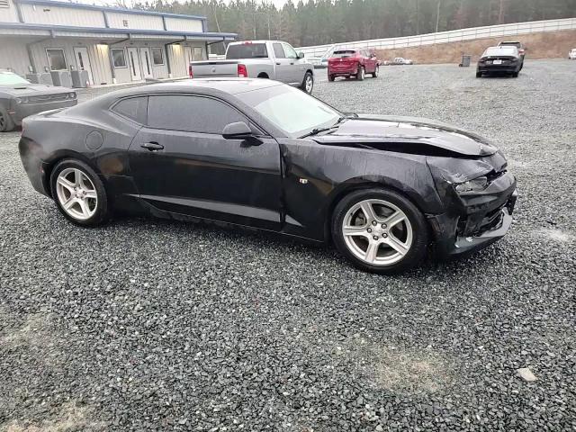 2018 Chevrolet Camaro - Image 11
