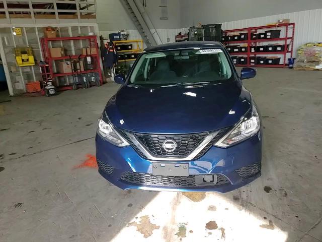 2019 Nissan Sentra - Image 10