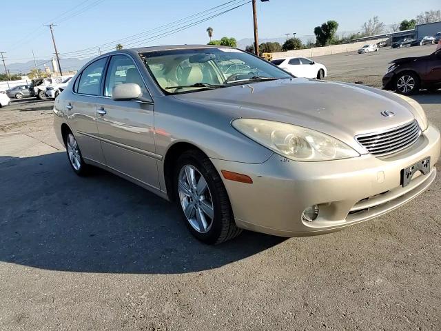2005 Lexus ES - Image 10