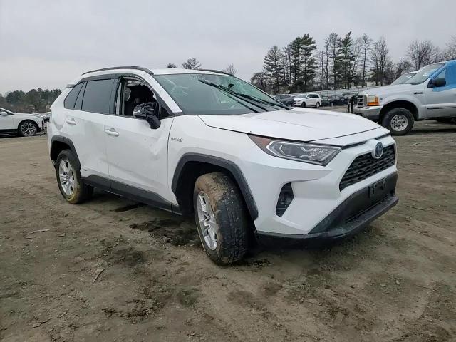 2020 Toyota RAV 4 - Image 11