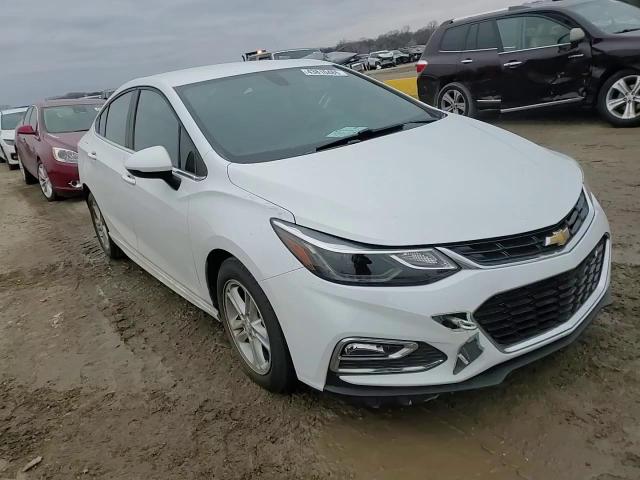 2016 Chevrolet Cruze - Image 10