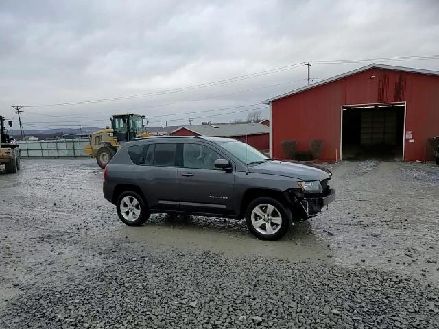 2016 Jeep Compass - Image 15