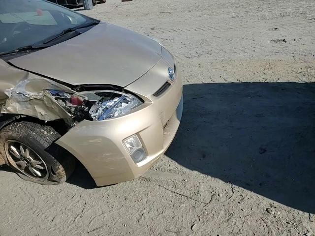 2011 Toyota Prius - Image 11