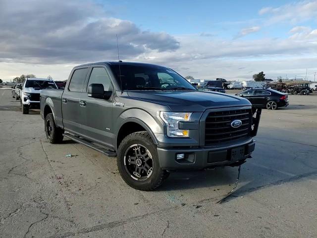 2016 Ford F-150 - Image 10