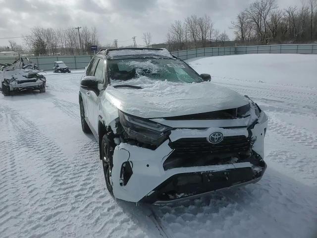 2024 Toyota RAV 4 - Image 11