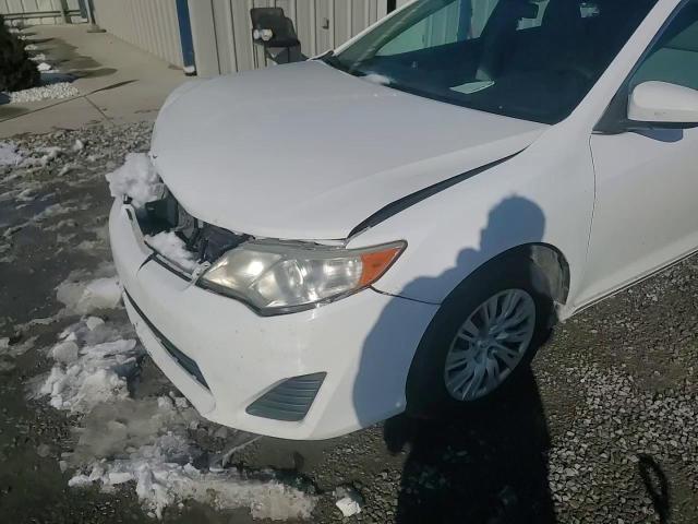 2013 Toyota Camry - Image 11