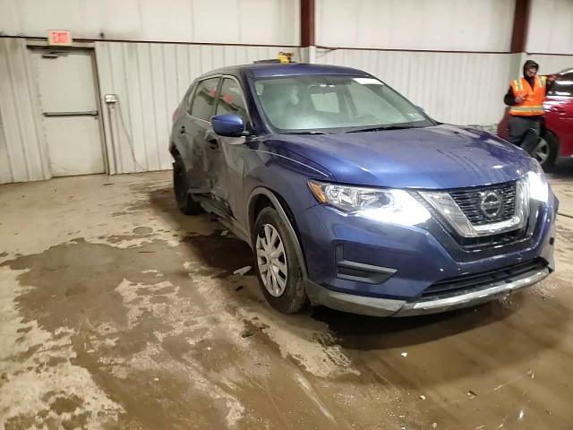 2018 Nissan Rogue - Image 13