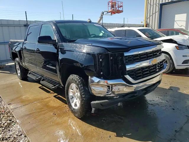 2018 Chevrolet Silverado - Image 13