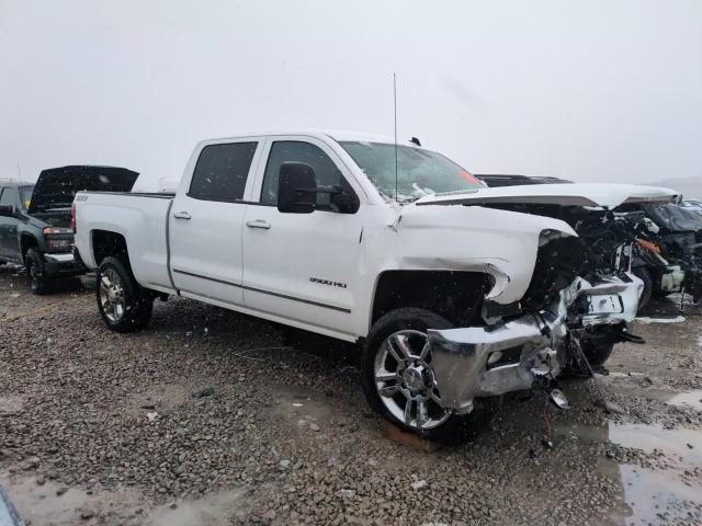 2015 Chevrolet Silverado - Image 13