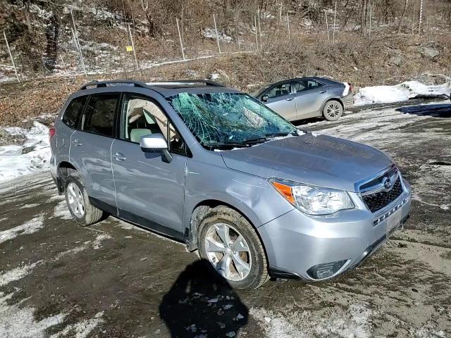 2016 Subaru Forester - Image 12