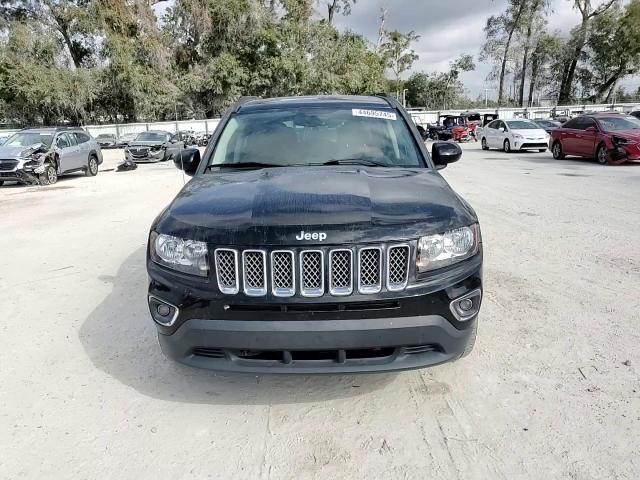 2016 Jeep Compass - Image 12