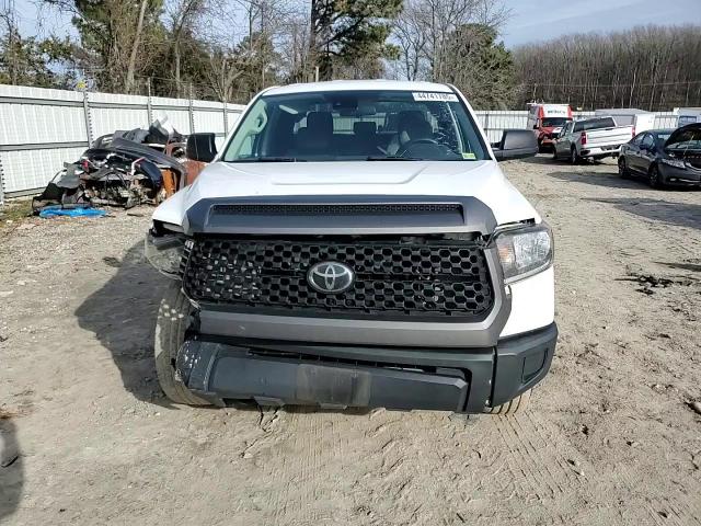 2019 Toyota Tundra - Image 11