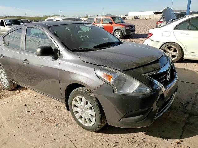2015 Nissan Versa - Image 11