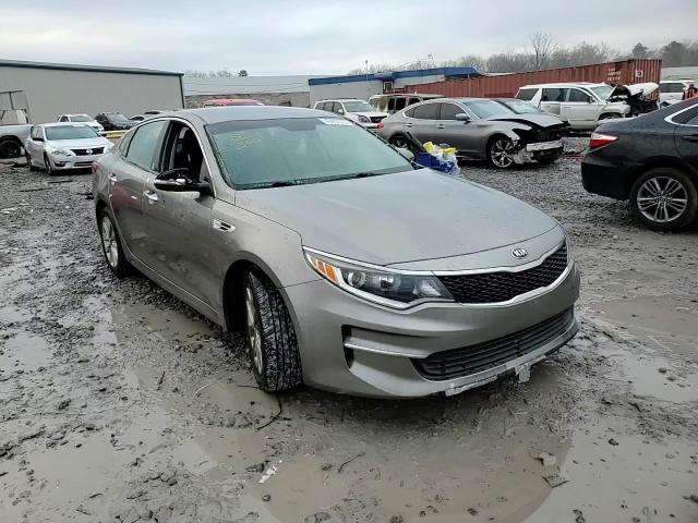 2016 Kia Optima - Image 13