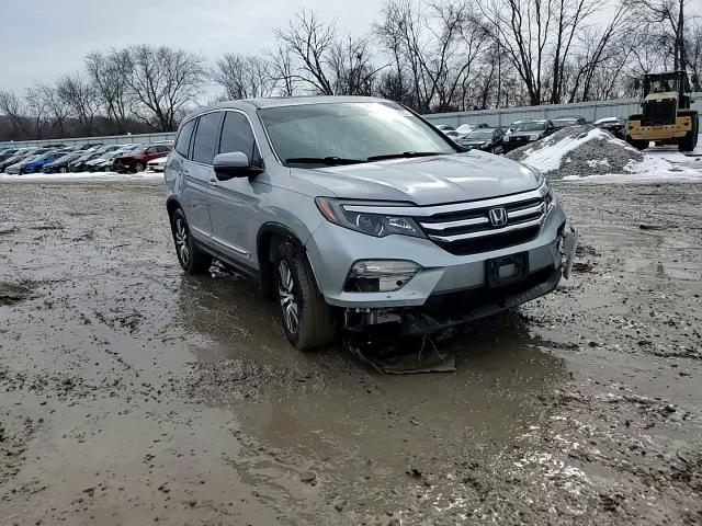 2017 Honda Pilot - Image 14