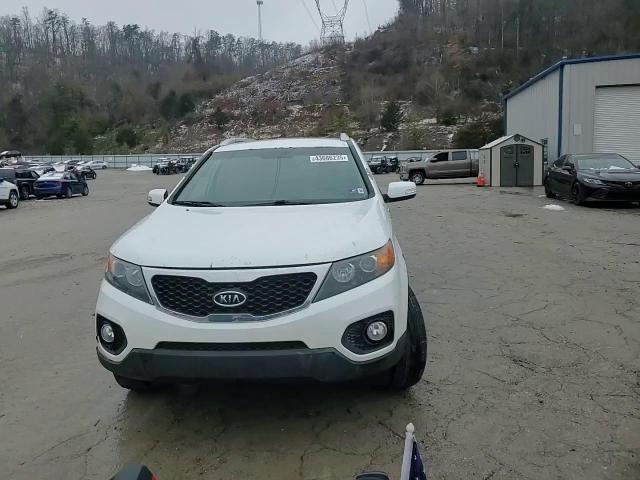 2013 Kia Sorento - Image 11