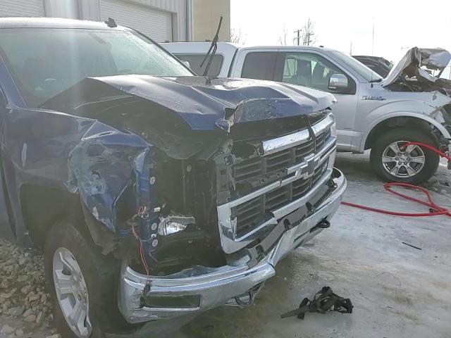 2014 Chevrolet Silverado - Image 13