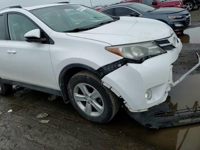 2013 Toyota RAV 4 - Image 12