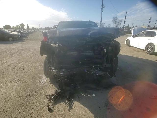 2022 Cadillac Escalade - Image 12