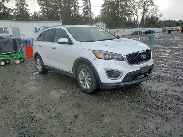 2016 Kia Sorento - Image 12