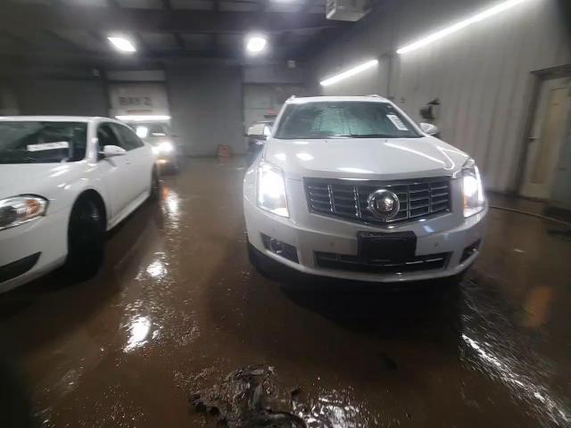 2016 Cadillac SRX - Image 13