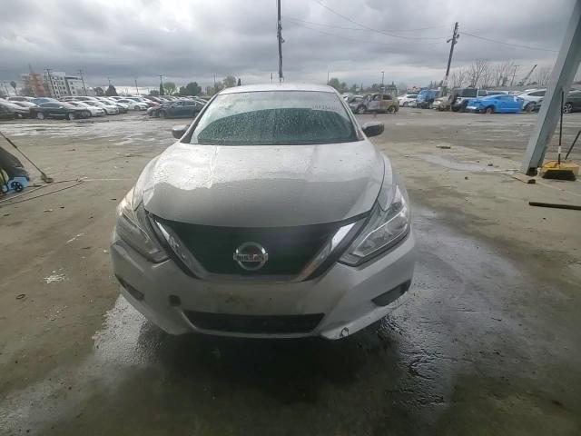 2016 Nissan Altima - Image 11