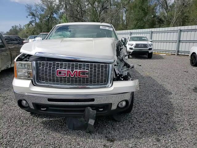 2010 GMC Sierra - Image 10