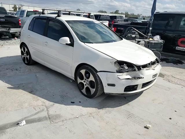 2007 Volkswagen Golf - Image 10