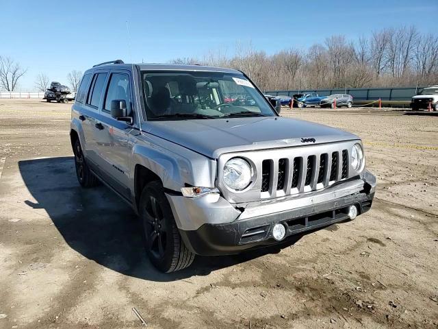 2015 Jeep Liberty (Patriot) - Image 11