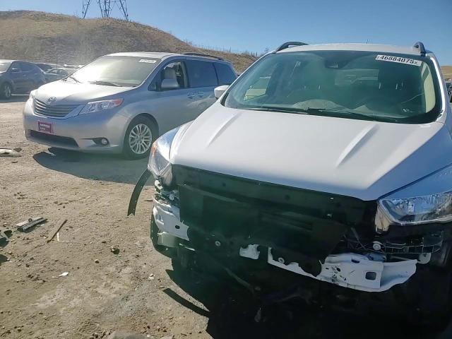2018 Ford Escape - Image 15
