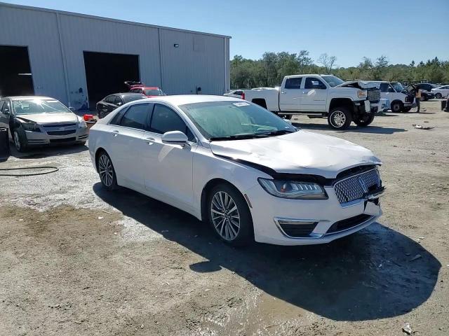 2017 Lincoln MKZ - Image 13