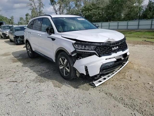 2022 Kia Sorento - Image 14