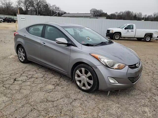 2012 Hyundai Elantra - Image 11