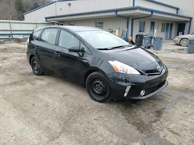 2012 Toyota Prius - Image 13