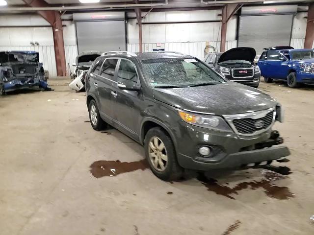 2011 Kia Sorento - Image 11