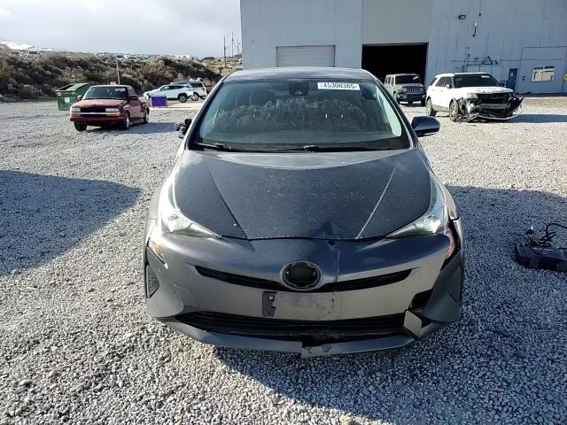 2017 Toyota Prius - Image 12