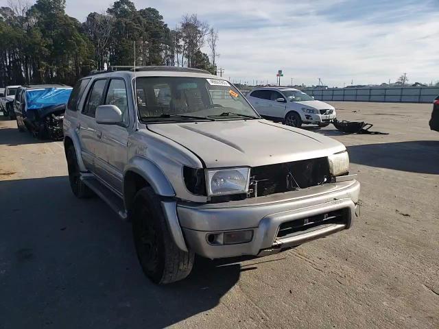 2000 Toyota 4Runner - Image 11