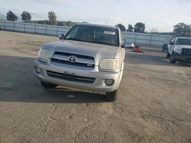 2007 Toyota Sequoia - Image 12