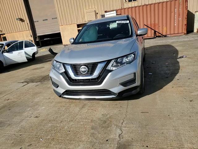 2019 Nissan Rogue - Image 12