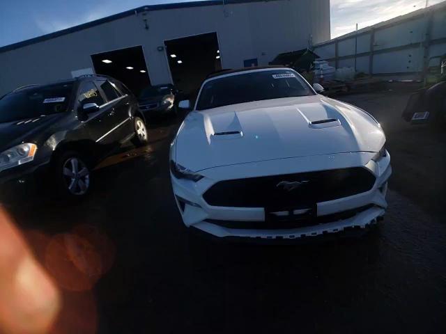2018 Ford Mustang - Image 13