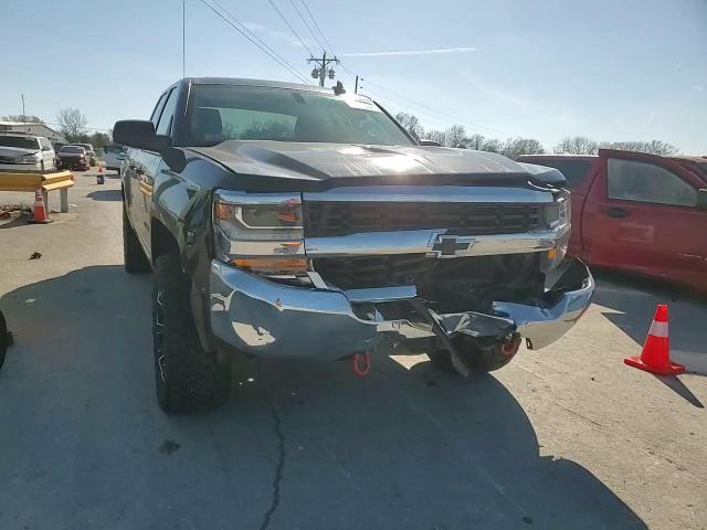 2019 Chevrolet Silverado - Image 10