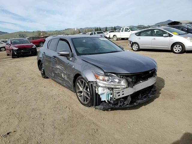 2015 Lexus CT - Image 11