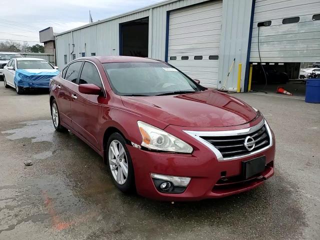 2015 Nissan Altima - Image 14