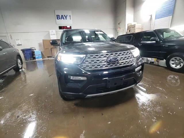 2022 Ford Explorer - Image 14