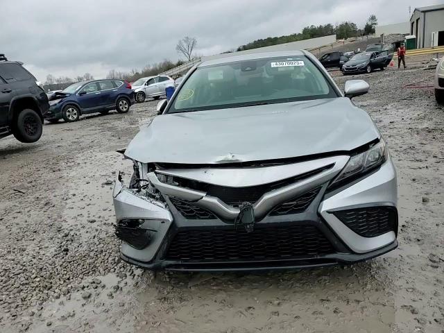 2021 Toyota Camry - Image 13